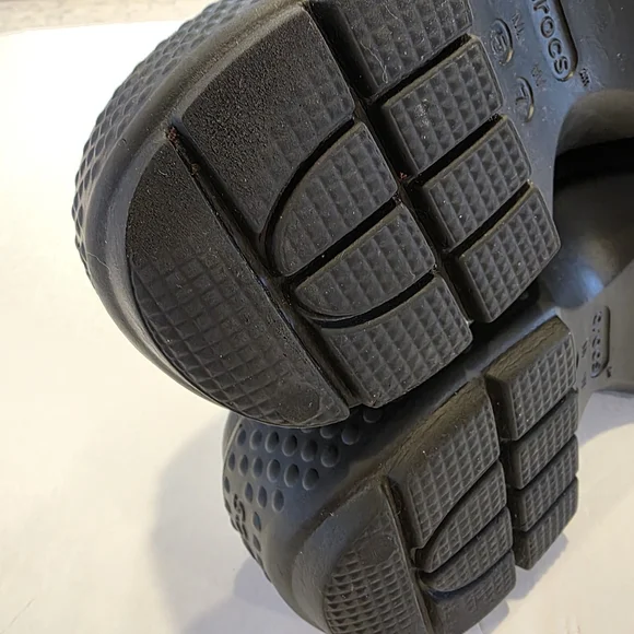 Crocs Stomp Loafers in the 'Linen Black' Women's Size 7 (Mens 5) Penny Loafer - Picture 15 of 17